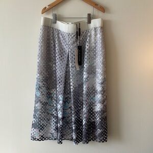 Elie Tahari White and Gray Midi A-Line Skirt